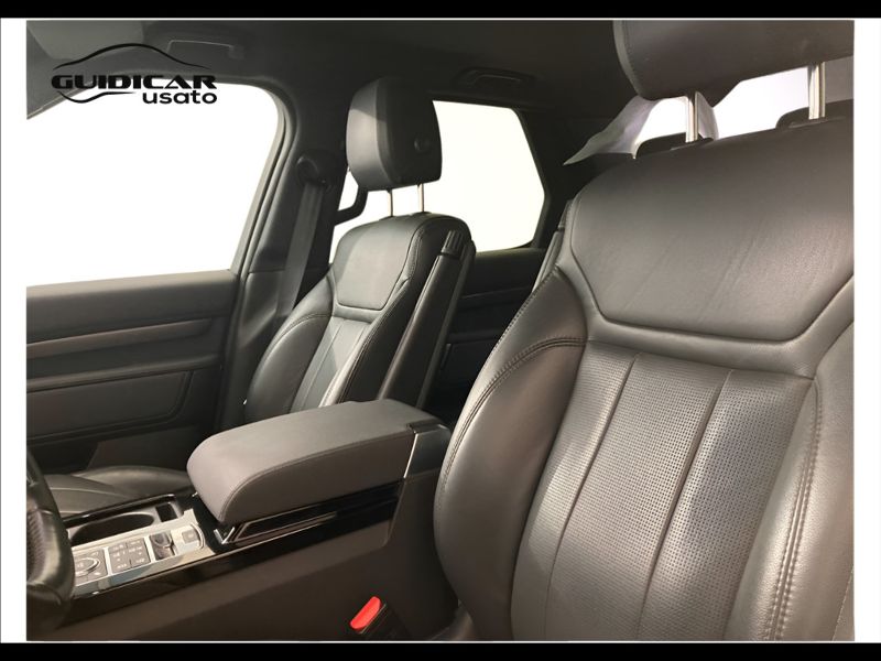 GuidiCar - LAND ROVER Discovery 2017 Discovery 2.0 sd4 HSE 240cv 5p.ti auto Usato